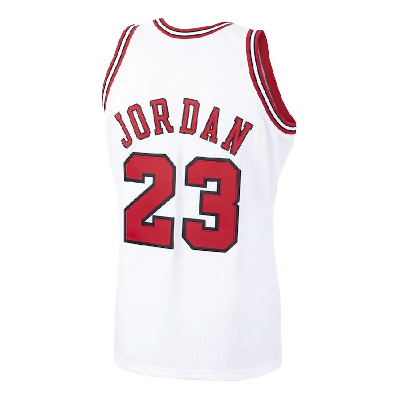 Custom basketball jersey with embroidery for added detail-C.Bulls #23 Michael Jordan Mitchell & Ness 1997-98 Hardwood Classics Authentic Player Jersey White Stitched American Basketball Jersey