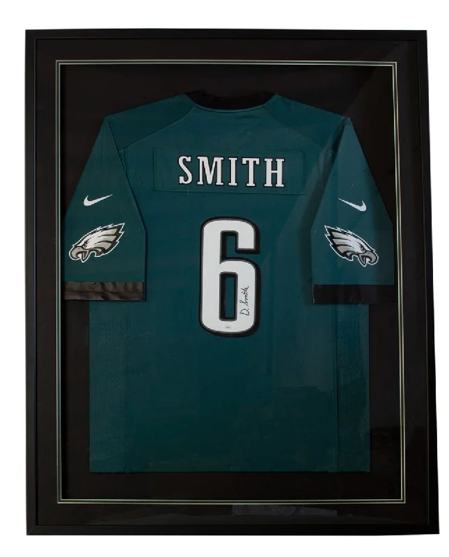 Soccer jersey for retro style fans-DeVonta Smith Signed Framed Philadelphia Eagles Nike Football Jersey JSA