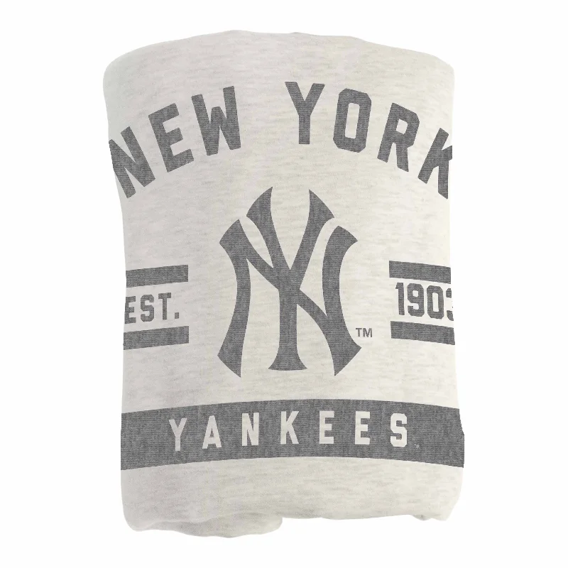 Custom team pillowcases for bedrooms-New York Yankees Oatmeal Sweatshirt Blanket