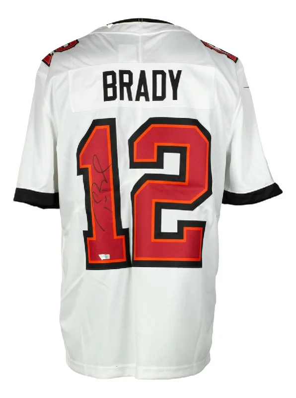 Personalized soccer jersey for fan merchandise-Tom Brady Signed Tampa Bay Buccaneers Nike Limited Football Jersey Fanatics 830