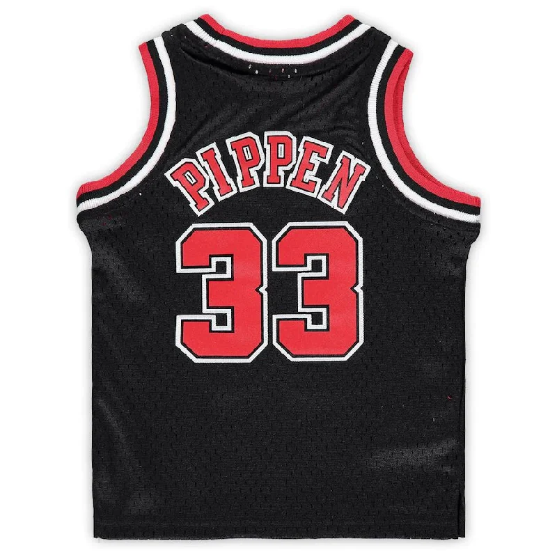 Basketball jersey for training with breathable design-C.Bulls #33 Scottie Pippen Mitchell & Ness Infant Retired Player Jersey Black Stitched American Basketball Jersey