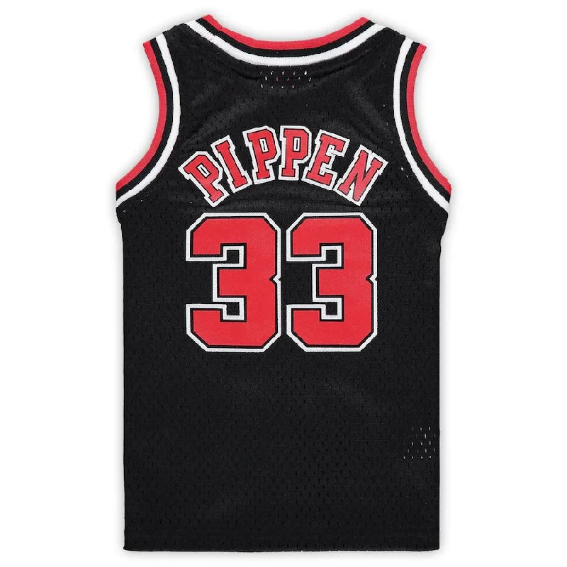 Custom basketball jersey with custom team colors-C.Bulls #33 Scottie Pippen Mitchell & Ness Preschool 1997-1998 Hardwood Classics Throwback Team Jersey Black Stitched American Basketball Jersey