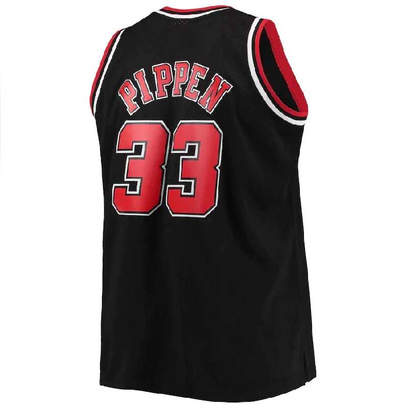 Custom basketball jersey for family and friends’ teams-C.Bulls #33 Scottie Pippen Mitchell & Ness Big & Tall Hardwood Classics Swingman Jersey Black Stitched American Basketball Jersey